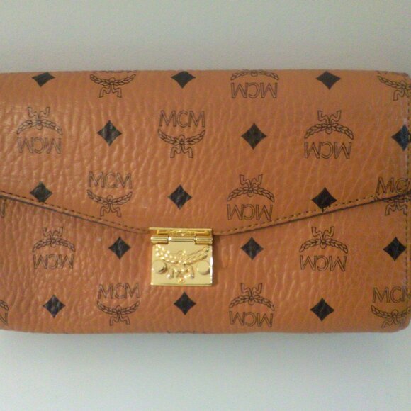 MCM monogram-print shoulder bag - Picture 1 of 6